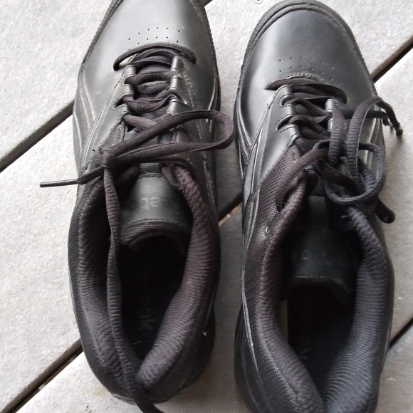Reebok Shoes Size 9 - Picture 1 of 2